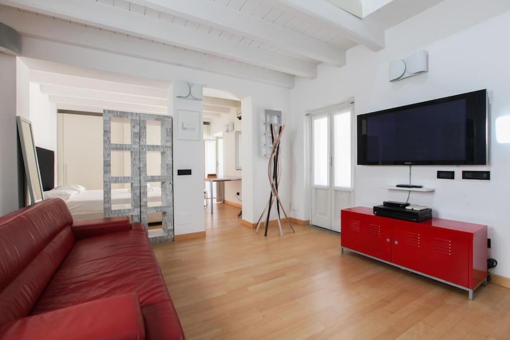 Hacca Collection - Open Space In Porta Ticinese Milan Luaran gambar