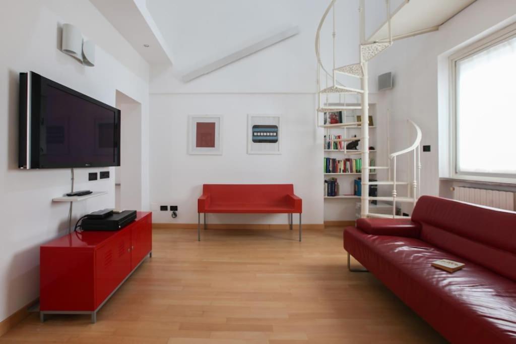 Hacca Collection - Open Space In Porta Ticinese Milan Luaran gambar