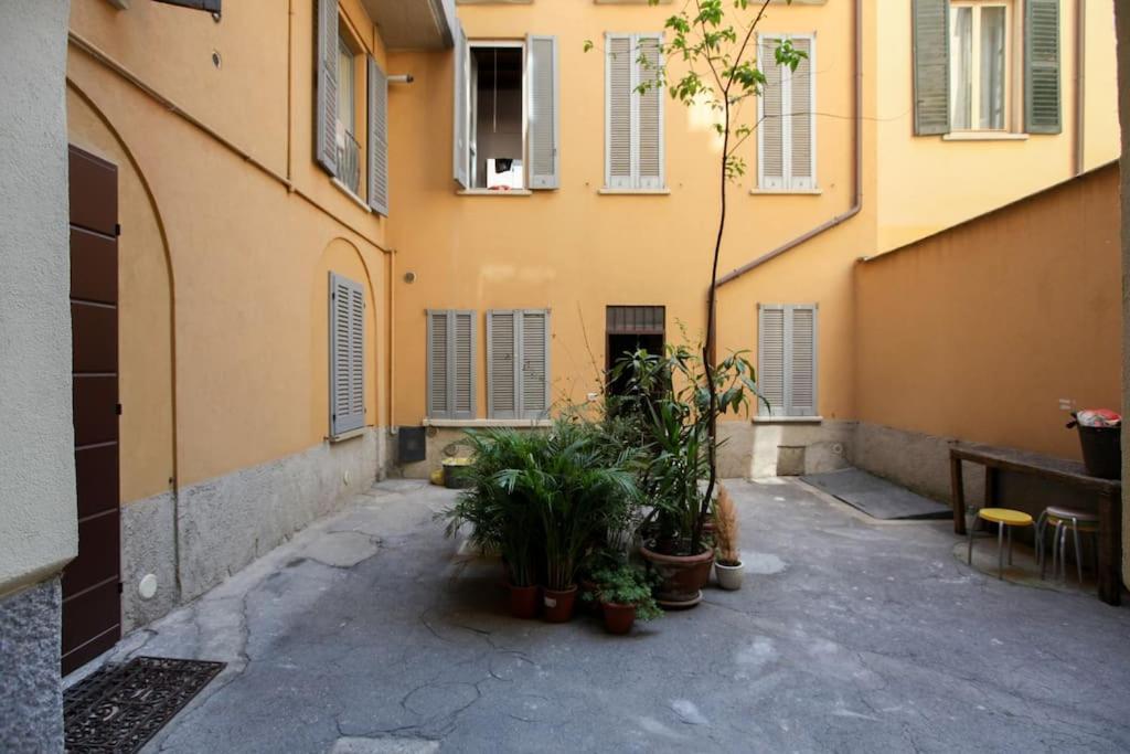 Hacca Collection - Open Space In Porta Ticinese Milan Luaran gambar